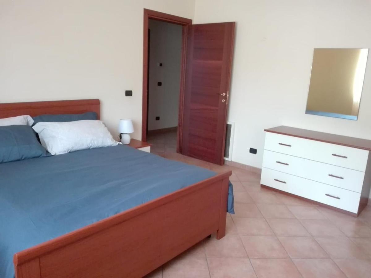 Busso La Casa Di Mezzo-Affitti Brevi-Zona Ospedaliヴィラ エクステリア 写真